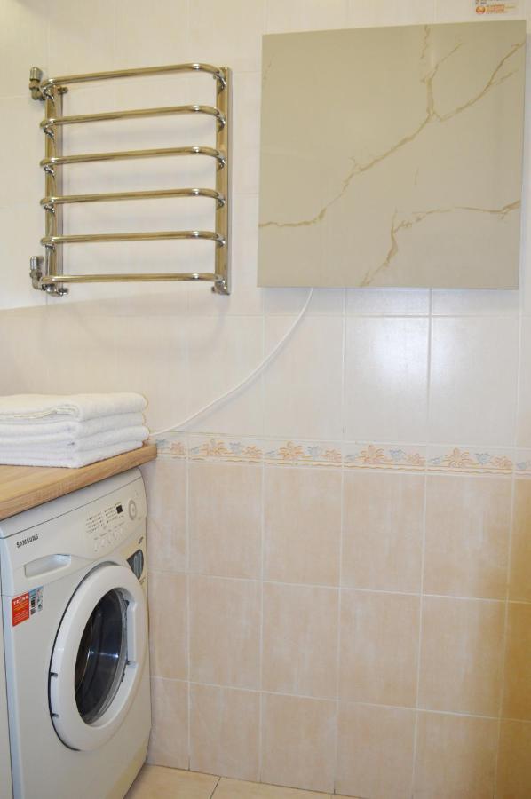 Owl Home Odessa Cozy Spacious Apartment In A Quiet Center Between Deribasovskaya And Privoz Eksteriør bilde